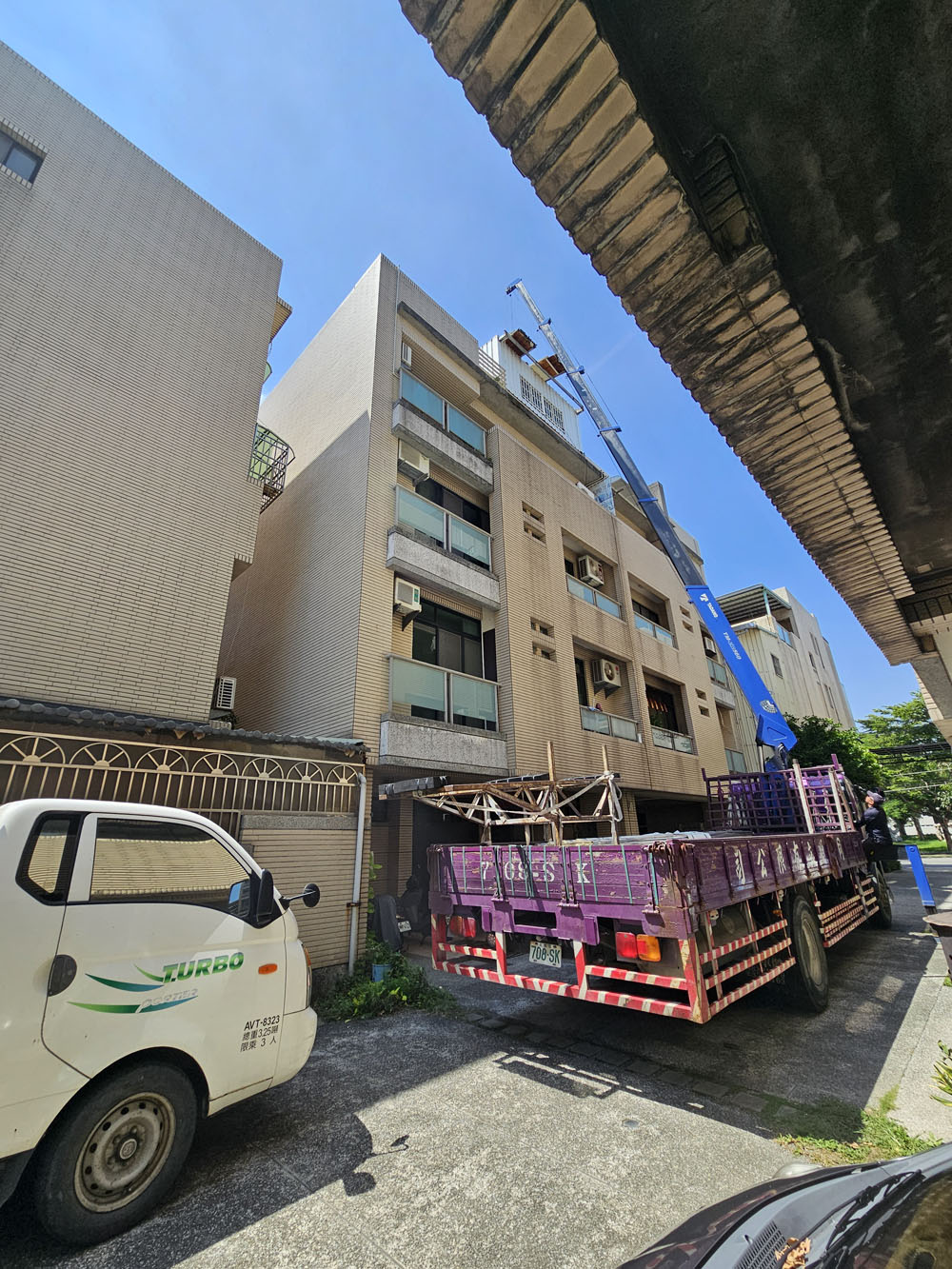 高雄金屬工程-鐵皮屋舊三合一浪板更換四合一浪板